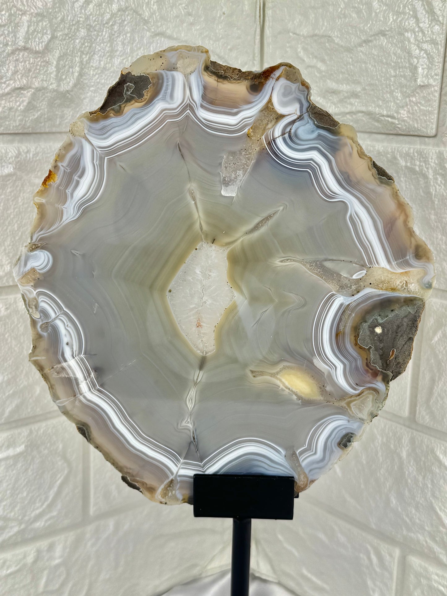Statement Brazilian agate slab in stand B