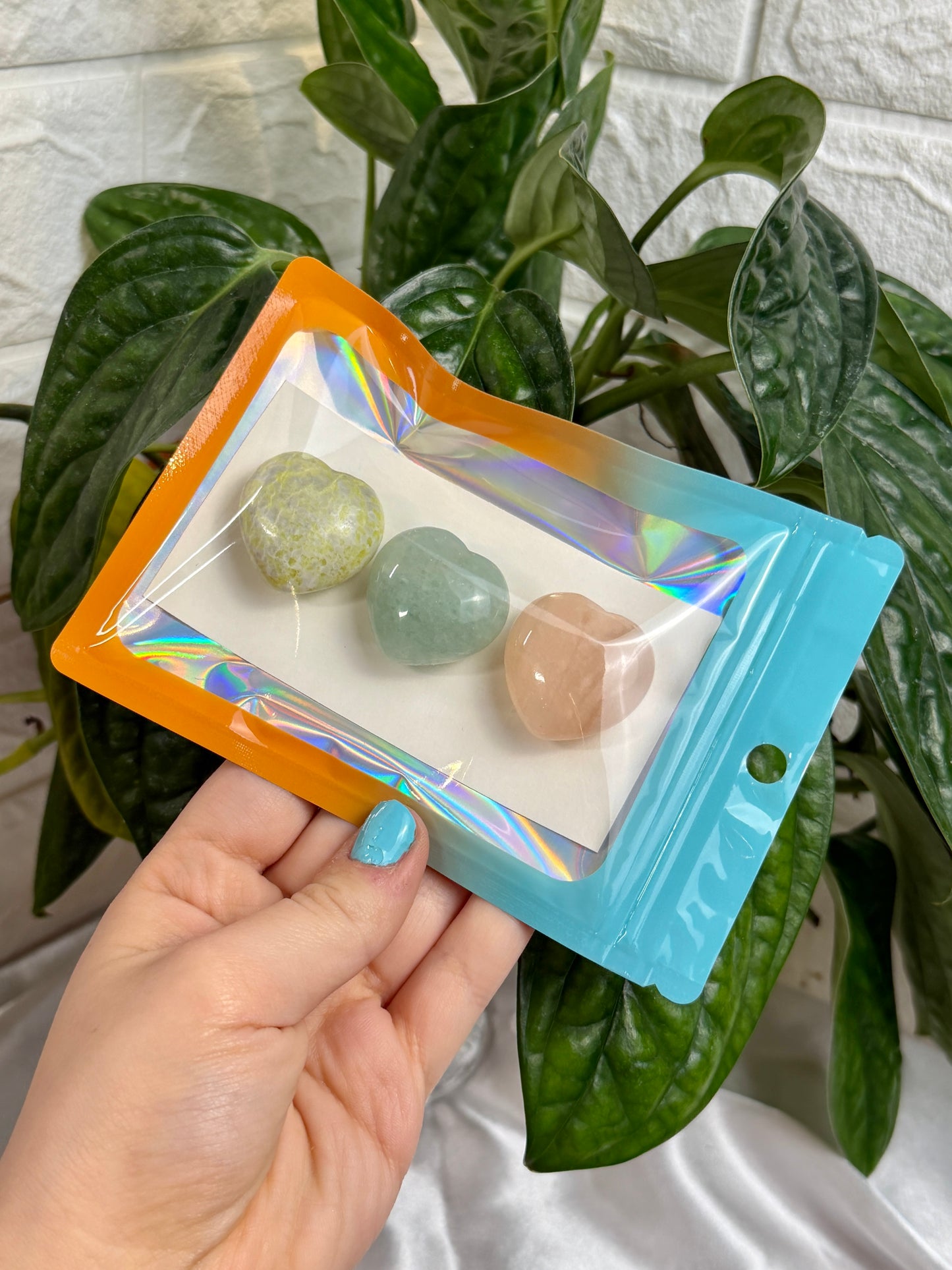 1 auramoon serpentine, green aventurine, and peach aventurine heart pack