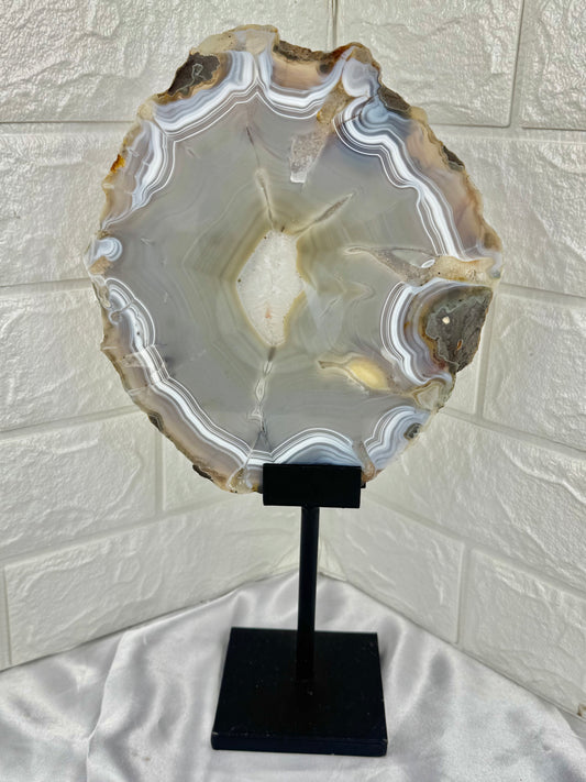 Statement Brazilian agate slab in stand B