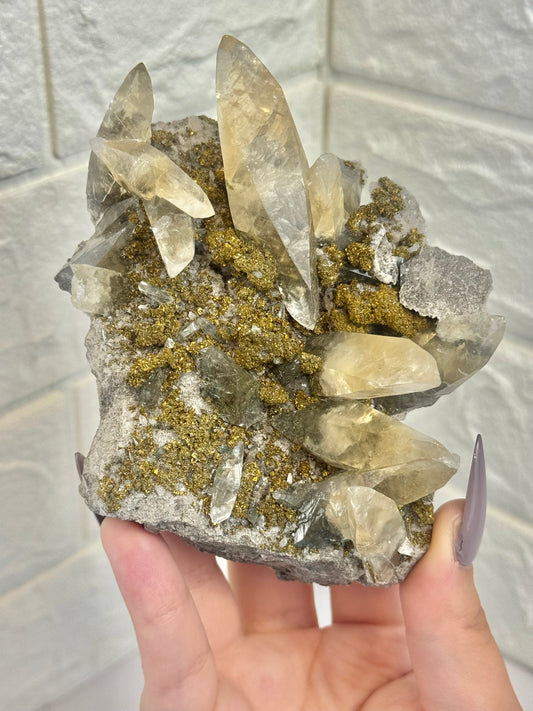 Incredible calcite, marcasite specimen from the peach pocket. Sweetwater mine, Missouri