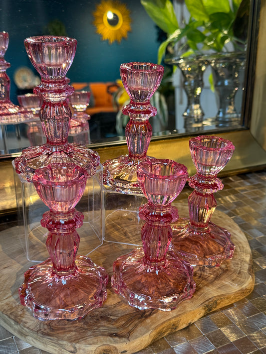 1 dark pink glass sphere holder (sphere not included)