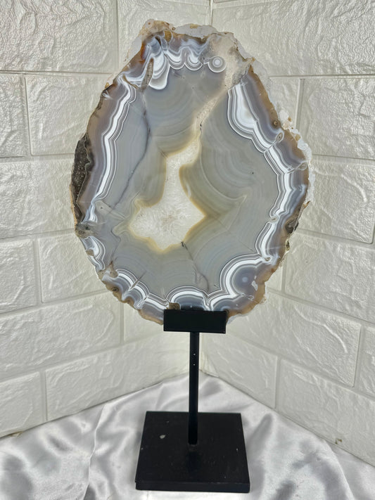 Statement Brazilian agate slab in stand B