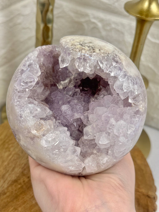 Amazing XL pink/purple amethyst sphere from Brazil