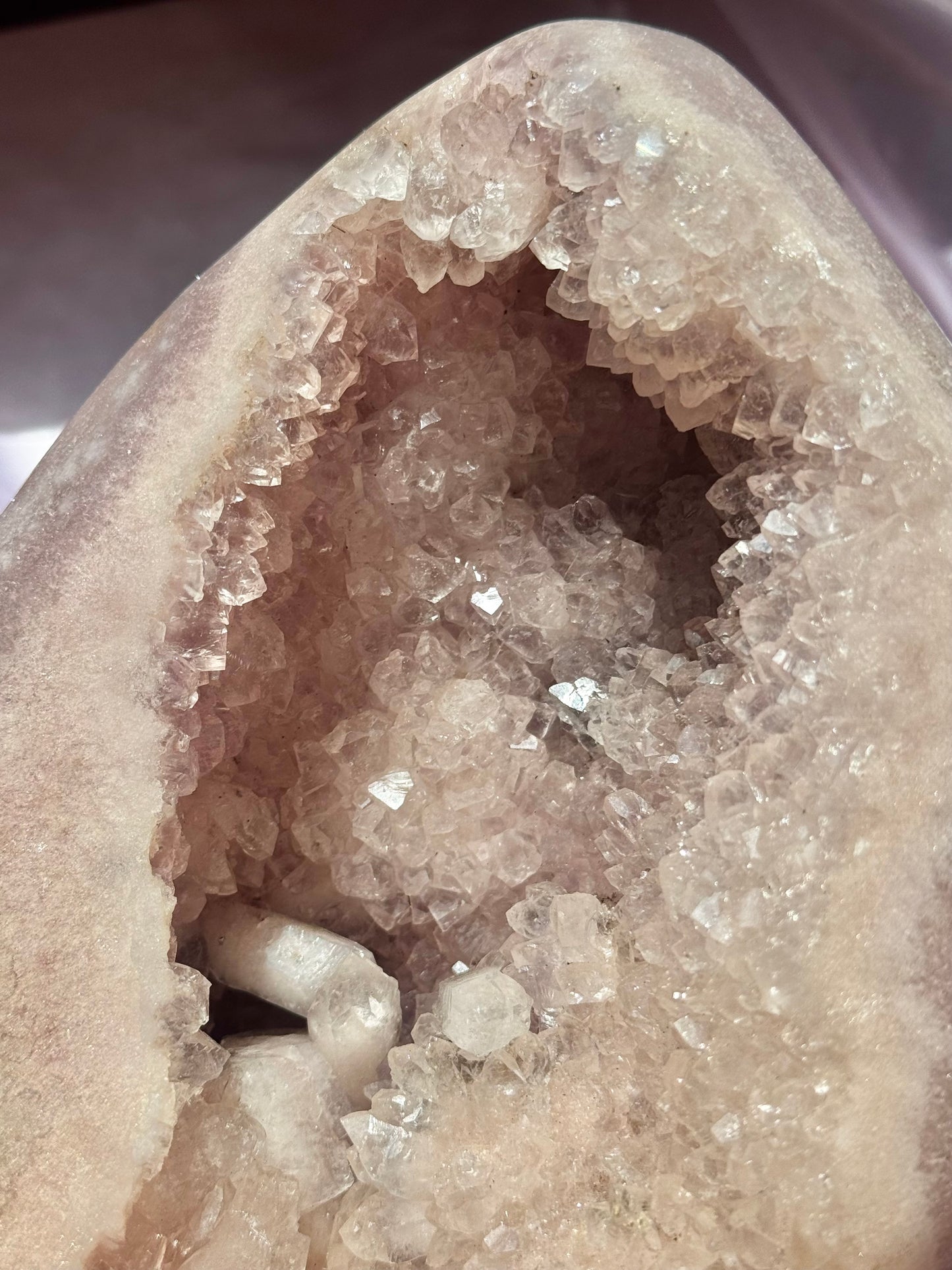 XXL pink amethyst Freeform from Brazil