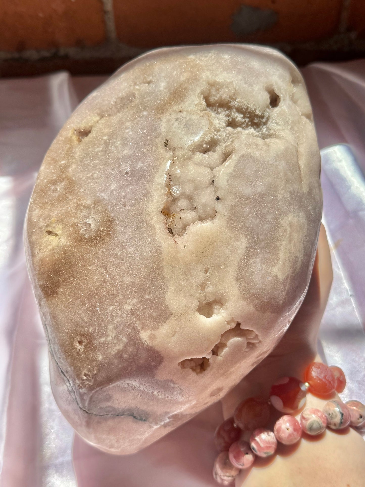 XXL pink amethyst Freeform from Brazil