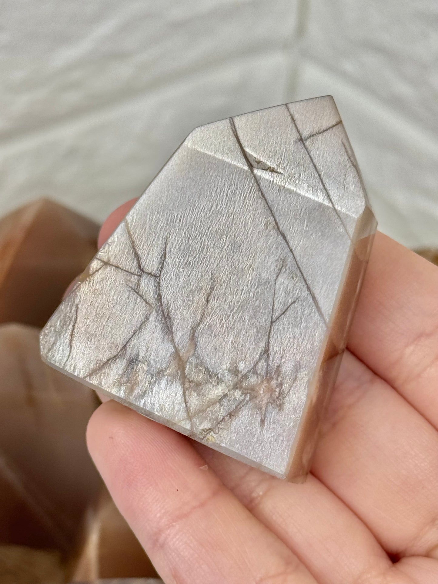 1 flashy sunstone x moonstone tower