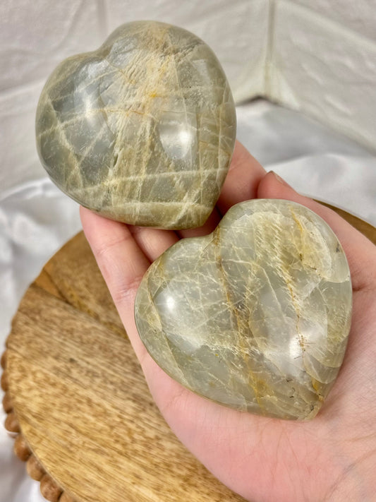 1 flashy sage moonstone heart
