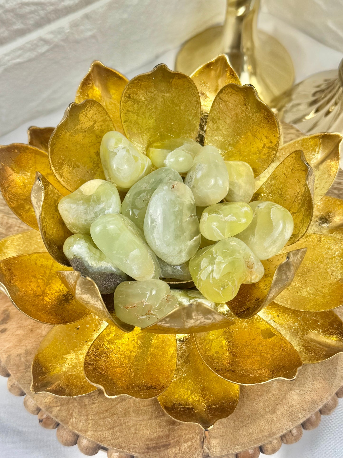 1 intuitive gel prehnite tumble from Australia