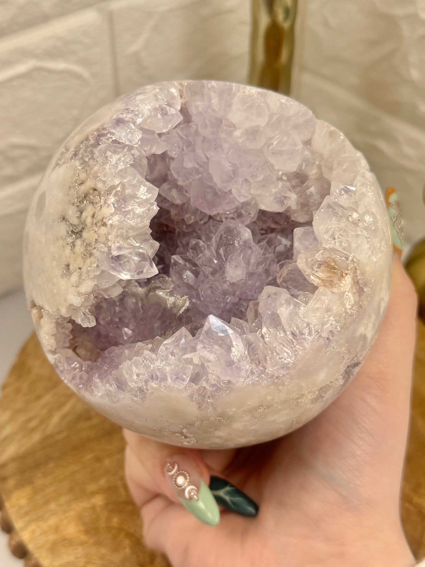 Amazing XL pink/purple amethyst sphere from Brazil