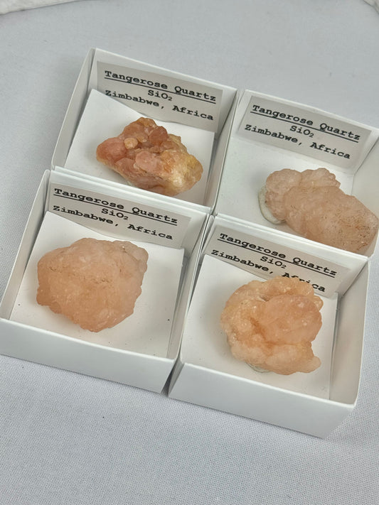 1 tangerose quartz specimen from Africa