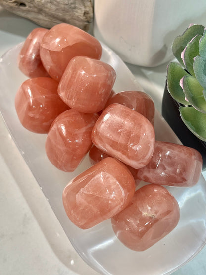 1 strawberry calcite tumble