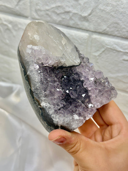 Stunning purple Uruguay amethyst with calcite T
