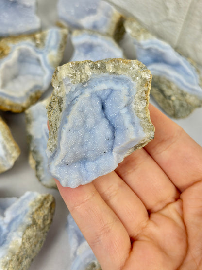 1 raw blue lace agate geode from Malawi