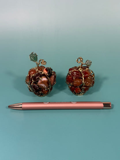 SM carnelian wire wrapped apple