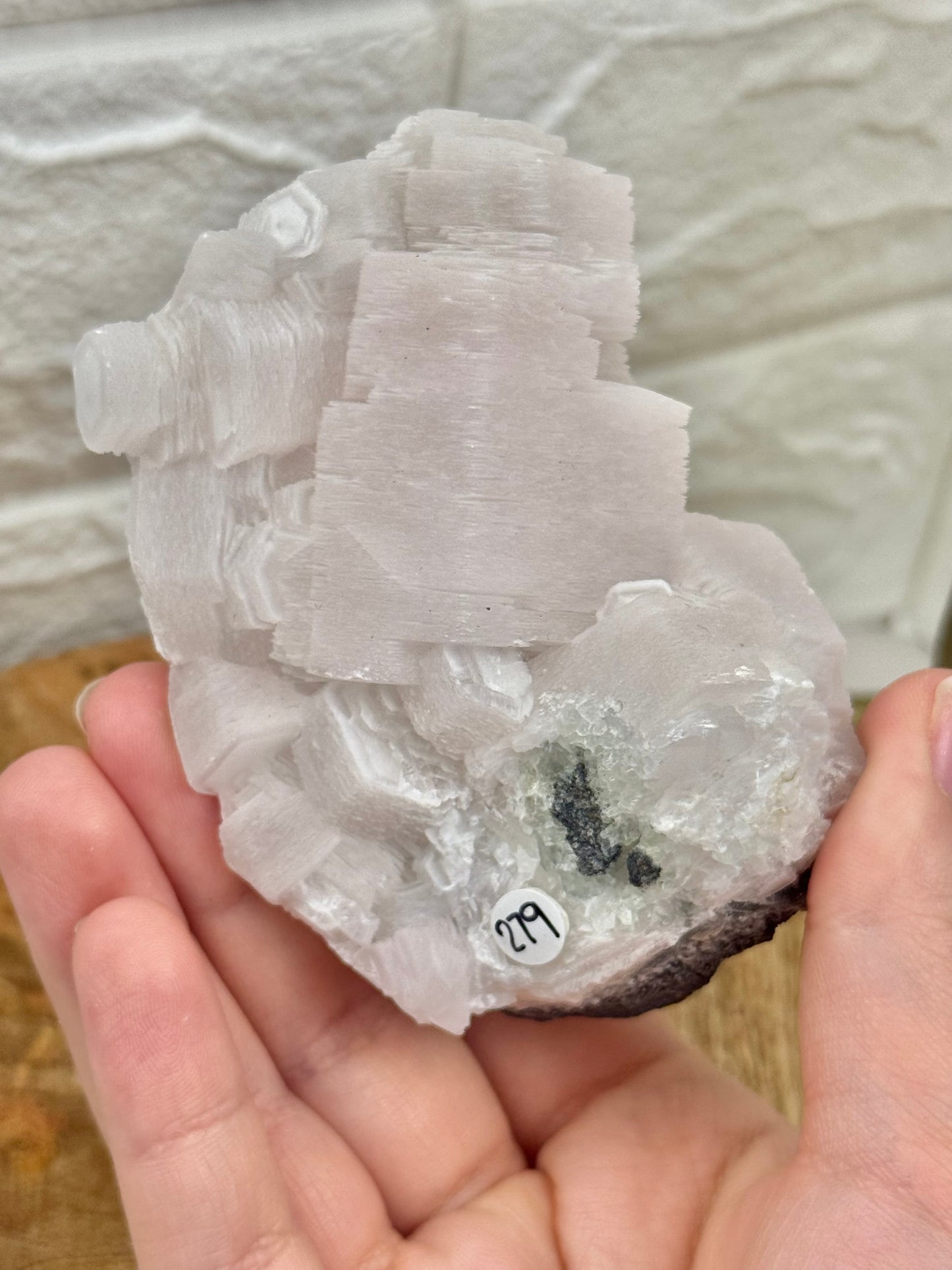 AAA pink coin calcite with fluorite specimen from China (UV REACTIVE)