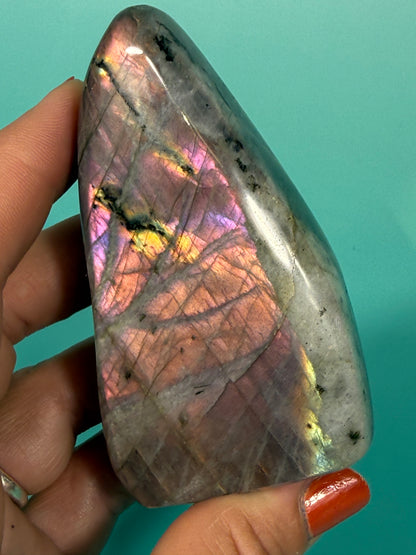 Pink flash labradorite Freeform P