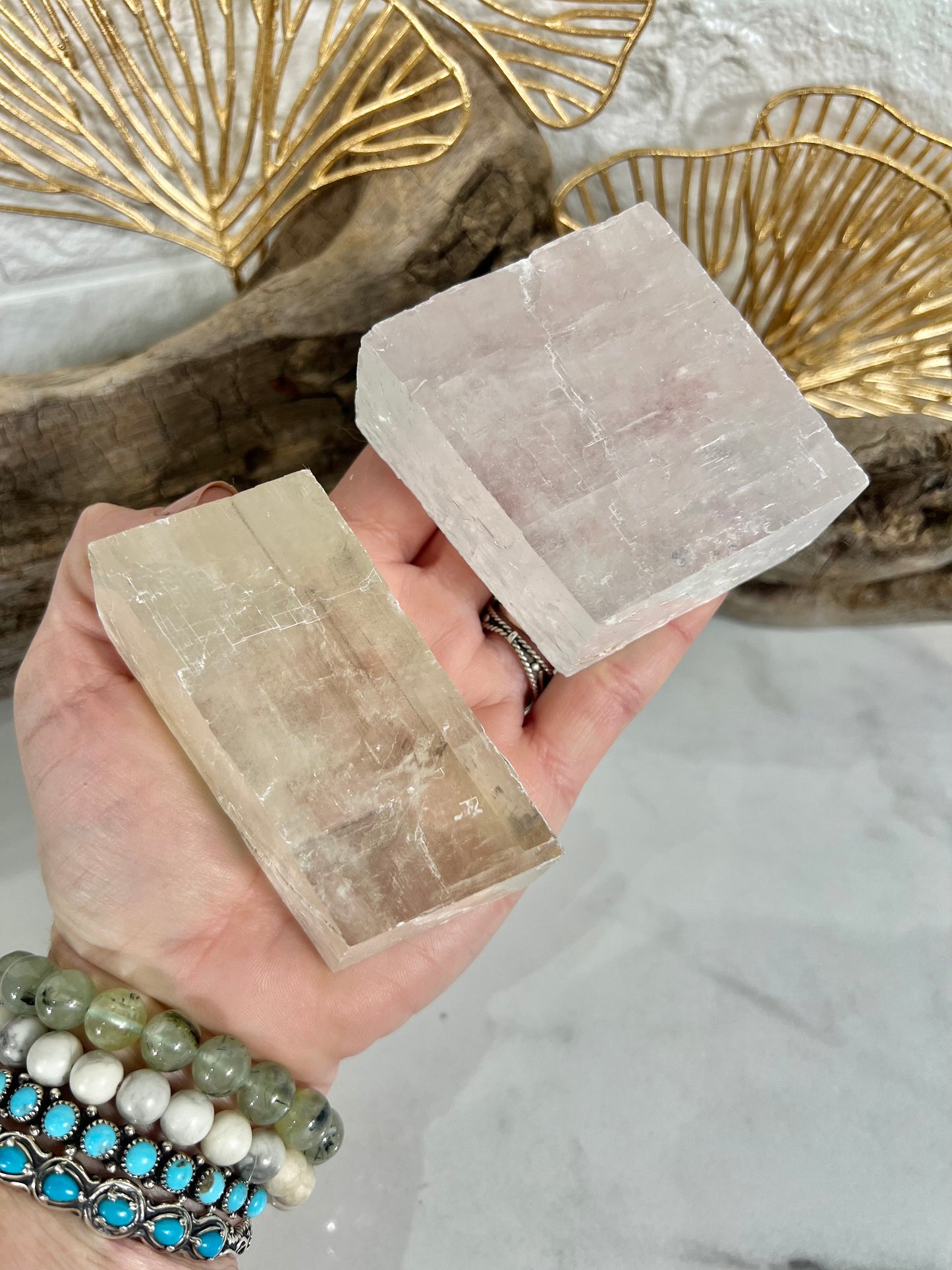 1 LG raw optical calcite block