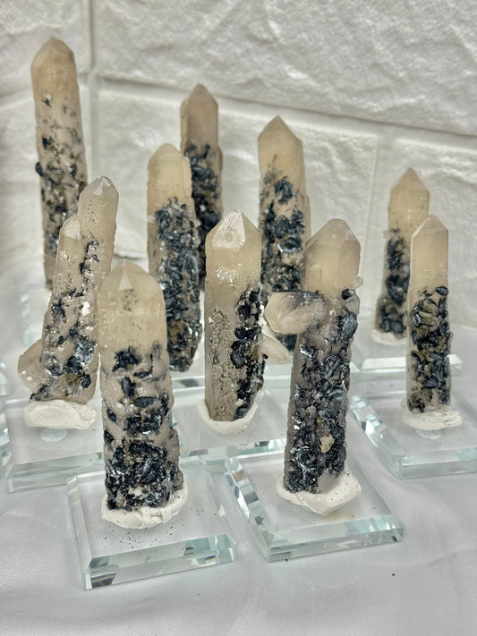 1 unique goethite on quartz specimen from Inner Mongolia, China