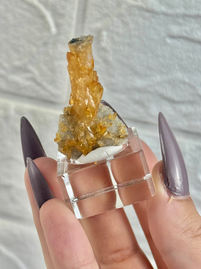 You pick! Amber calcite specimens from Vietnam