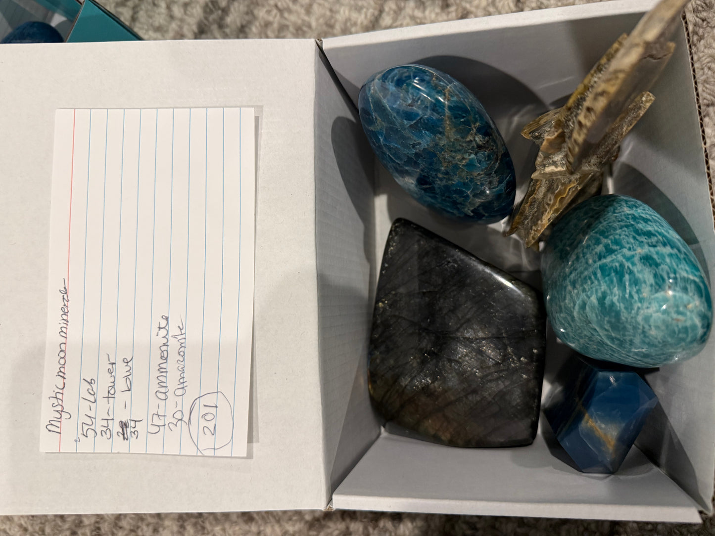 Mysticmoonminerals