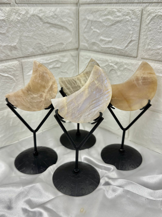 1 flashy belomorite moon on stand