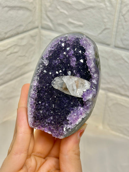 Juicy purple Uruguay amethyst with calcite B