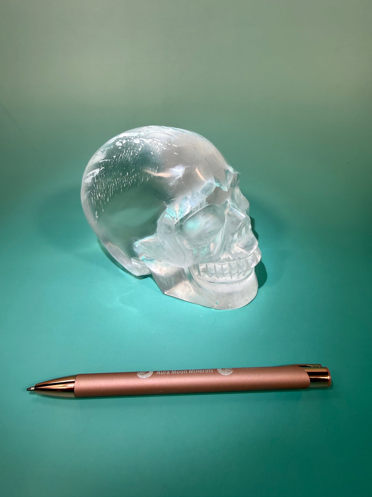 Amazing satin spar skull carving X