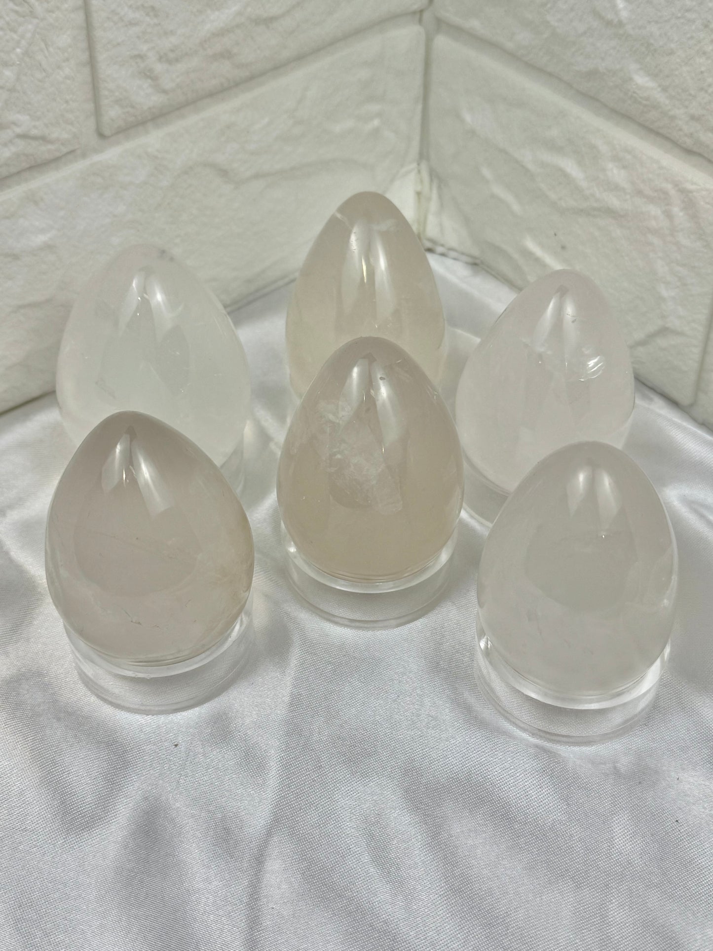 1 gemmy girasol quartz egg