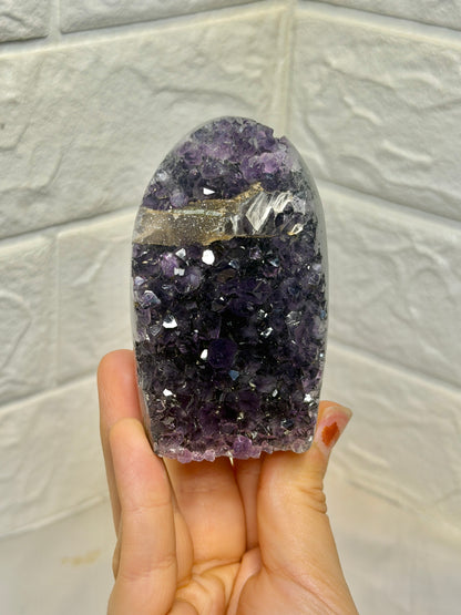 Juicy Uruguay amethyst with calcite A