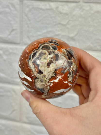 You pick! Money agate spheres from Indonesia