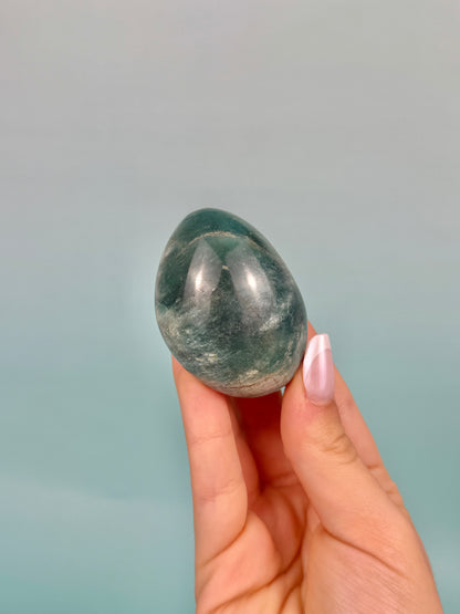 1 amazonite palmstone