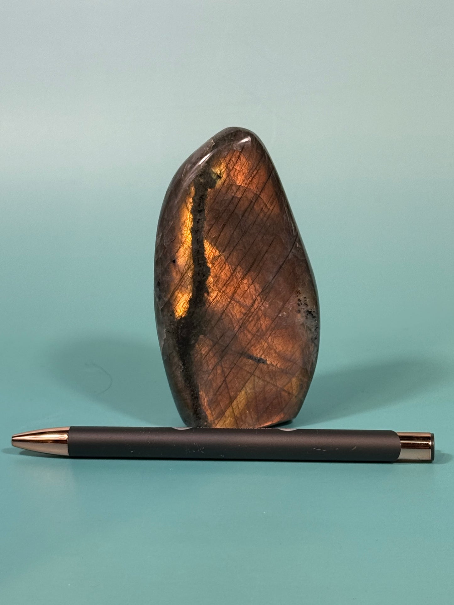 Tangerine flash labradorite Freeform E