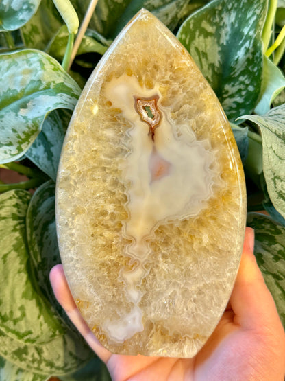 Incredible druzy agate flame from Brazil