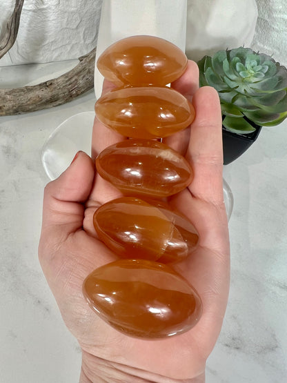 1 juicy honey calcite shiva