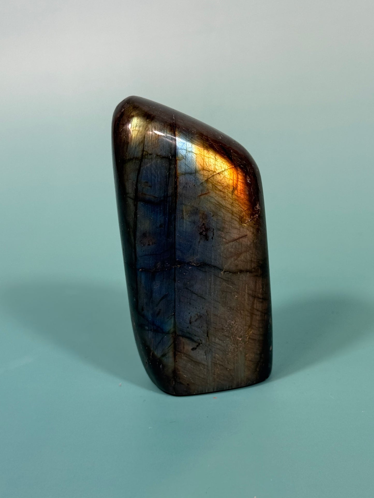 Rainbow flash labradorite Freeform K