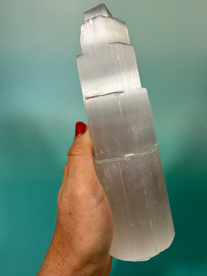 LG satin spar tower