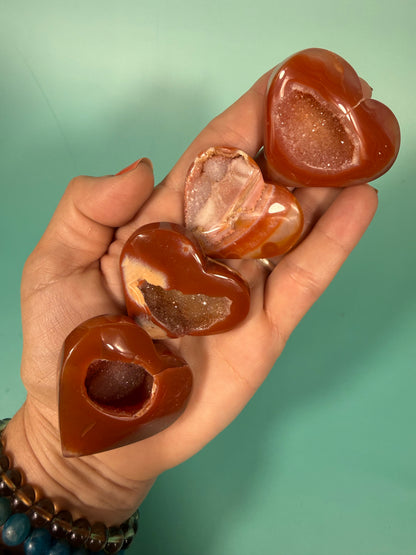 MED druzy carnelian heart