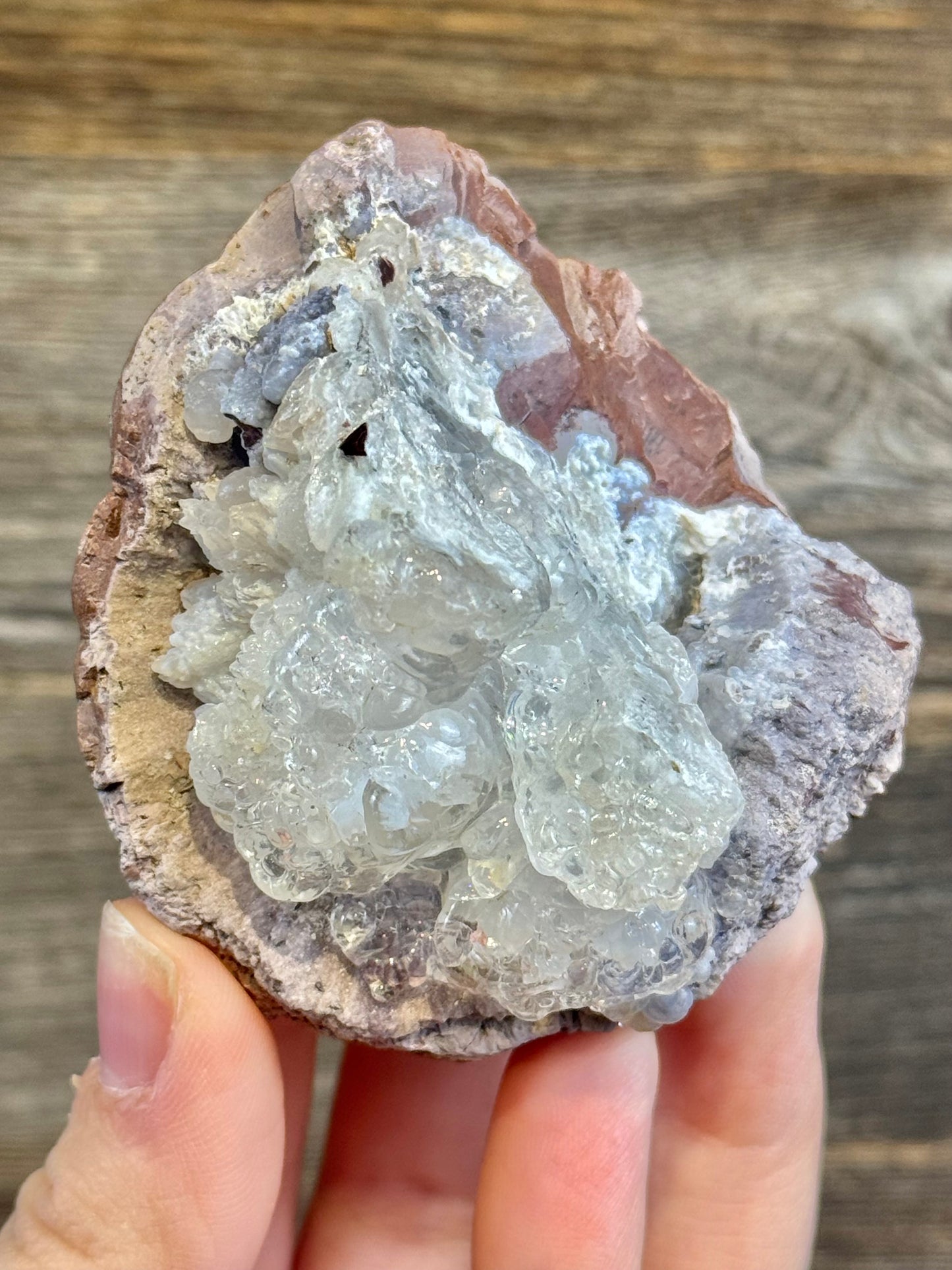 1 intuitive UV reactive spirit flower geode with hyalite opal from Mexico