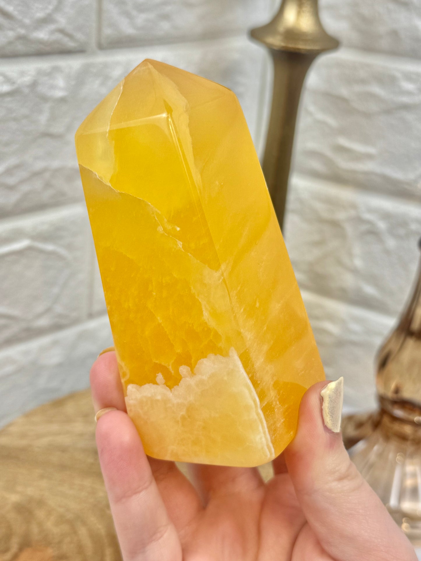 Juicy honeycomb calcite tower from Utah