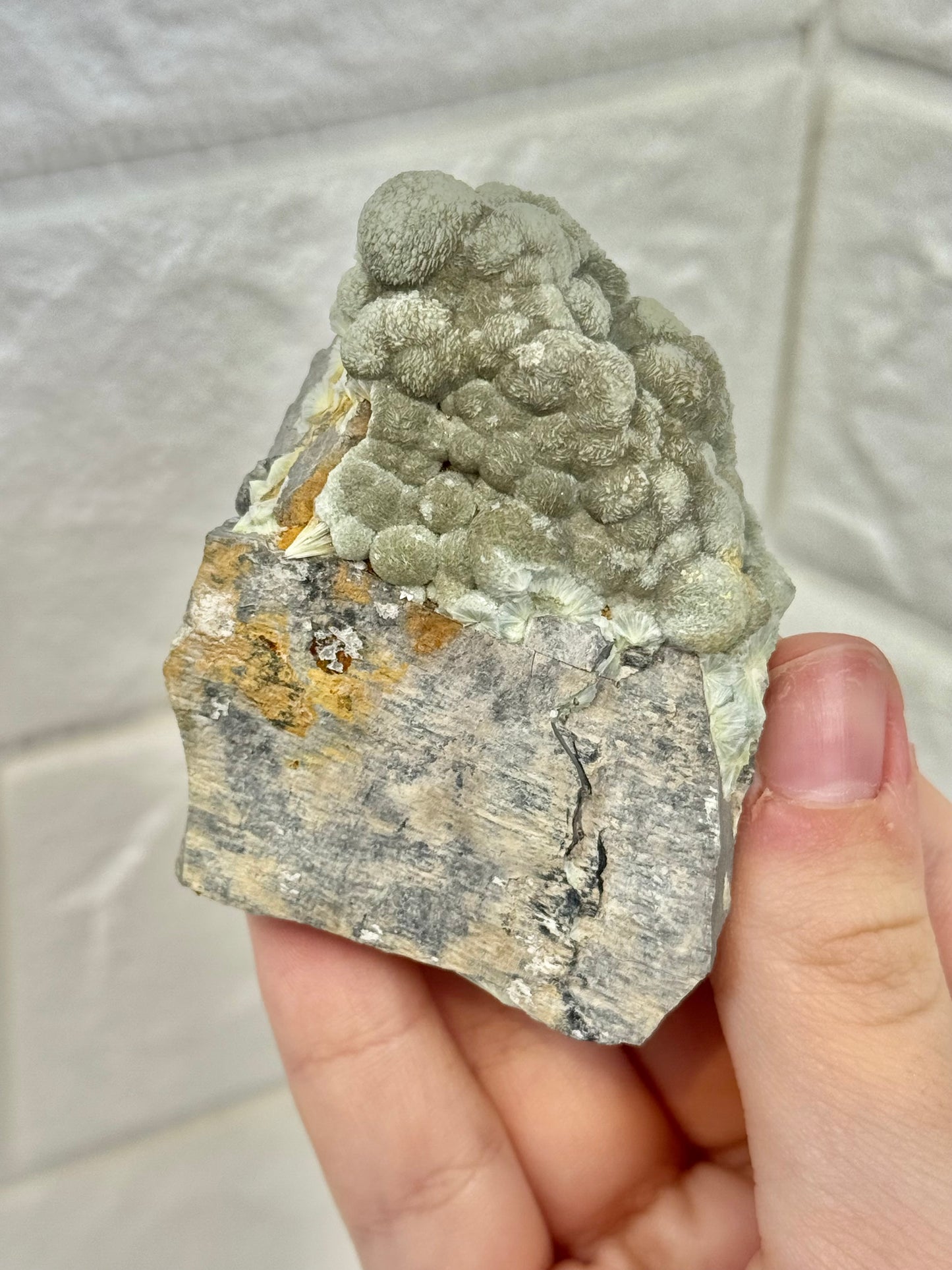 You pick! Wavellite specimens from Arkansas