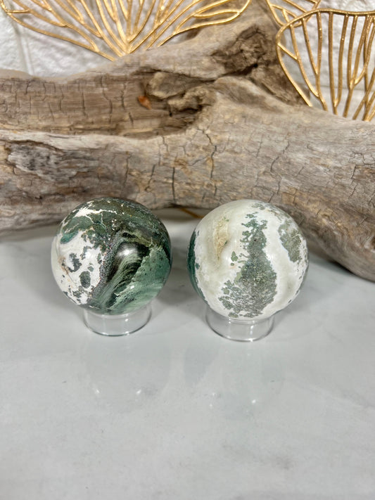 1 SM green zebra jasper sphere