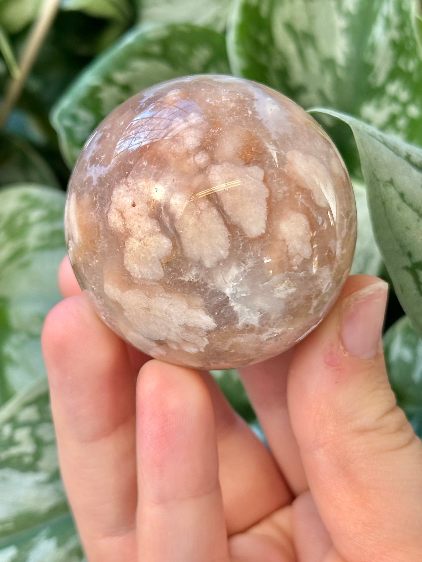 Pretty flower agate sphere N