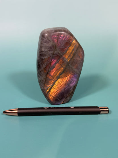 Stunning sunset flash labradorite Freeform F