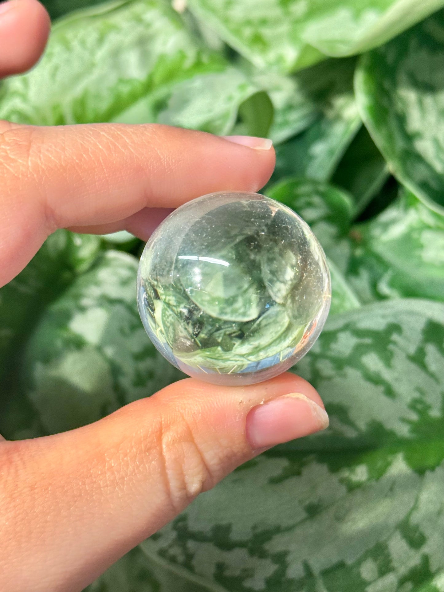 1 high quality clear quartz sphere