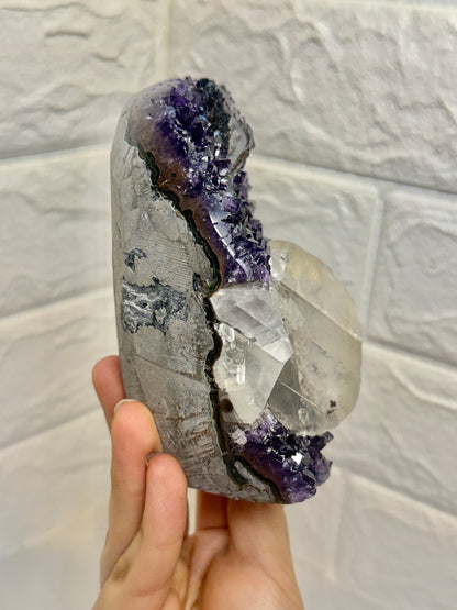 Gorgeous juicy Uruguay amethyst with calcite and goethite L