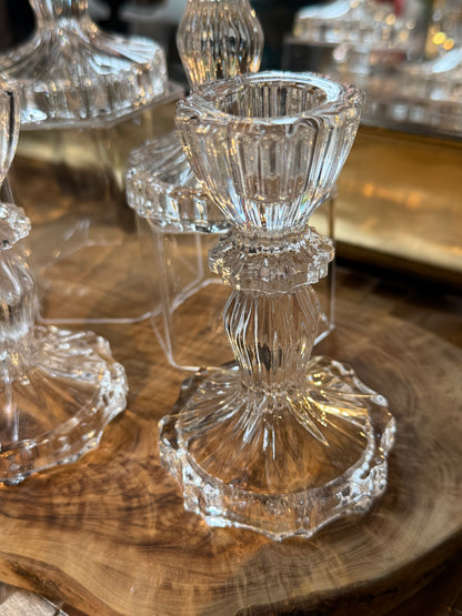 1 clear glass sphere holder (sphere not included)
