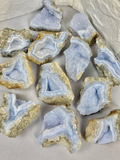 1 raw blue lace agate geode from Malawi