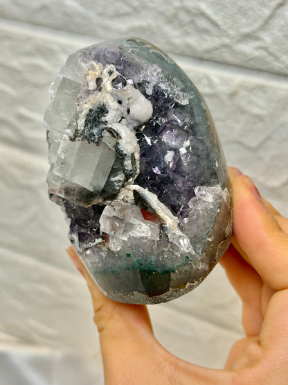 Incredible Uruguay purple amethyst with calcite P