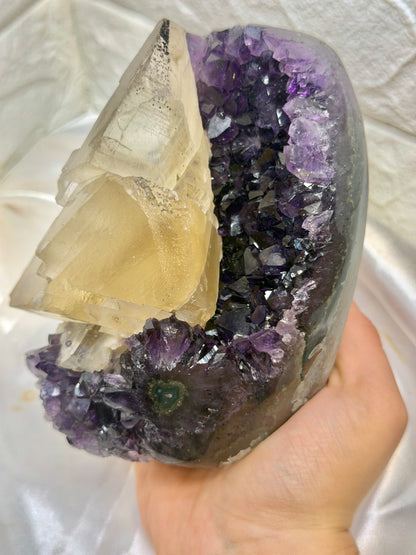 Insane deep purple juicy Uruguay amethyst with calcite B