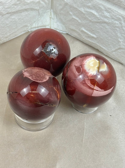 1 red mookaite jasper sphere from Australia (fill in some)